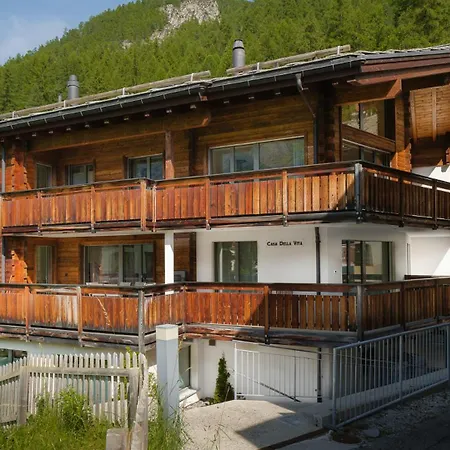 Casa Della By Premium *