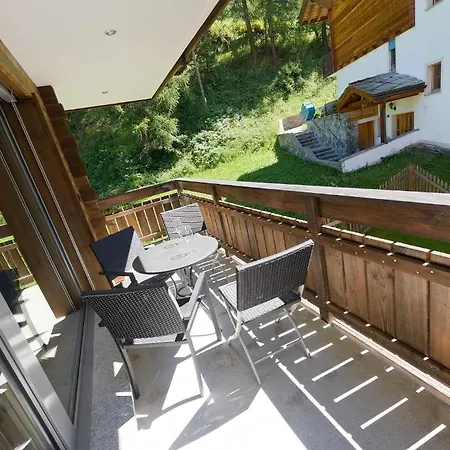 Casa Della By Premium *